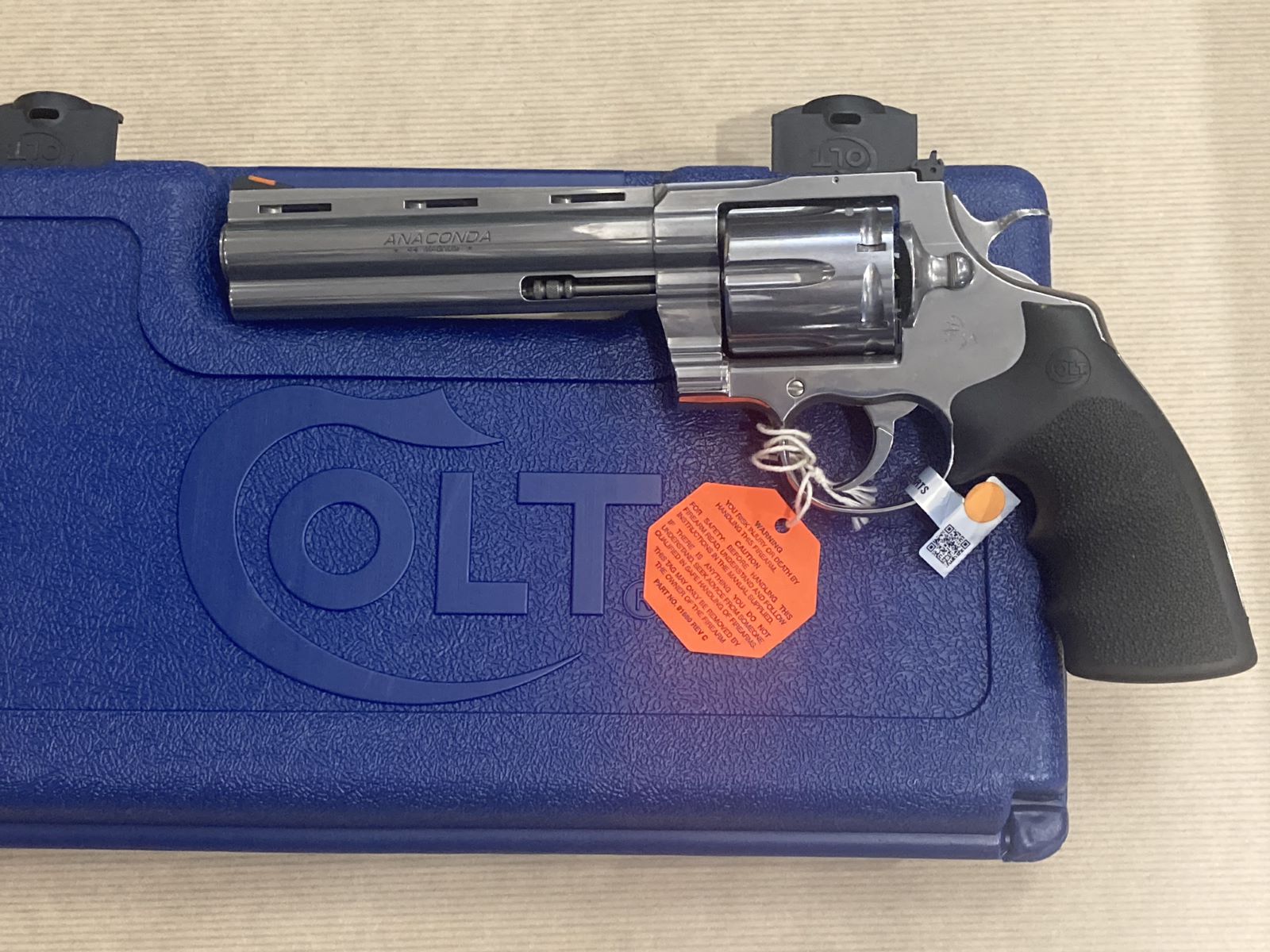 Colt-Anaconda-2 Acheter revolver COLT Anaconda calibre 44 Magnum inox 6 pouces
